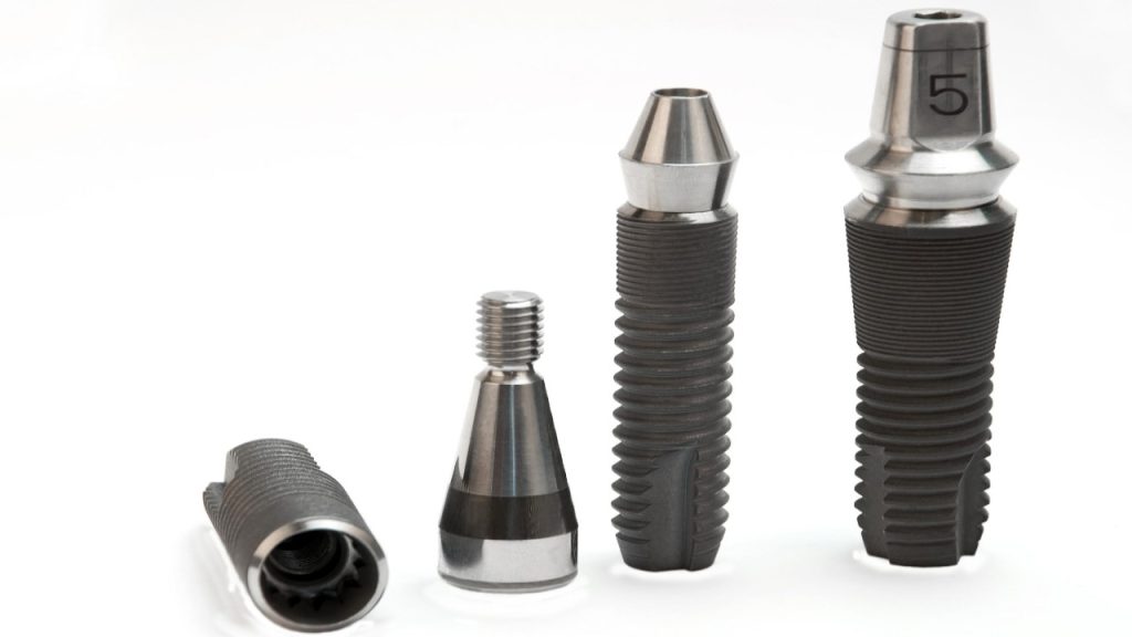 Dental implant surfaces inspection System
